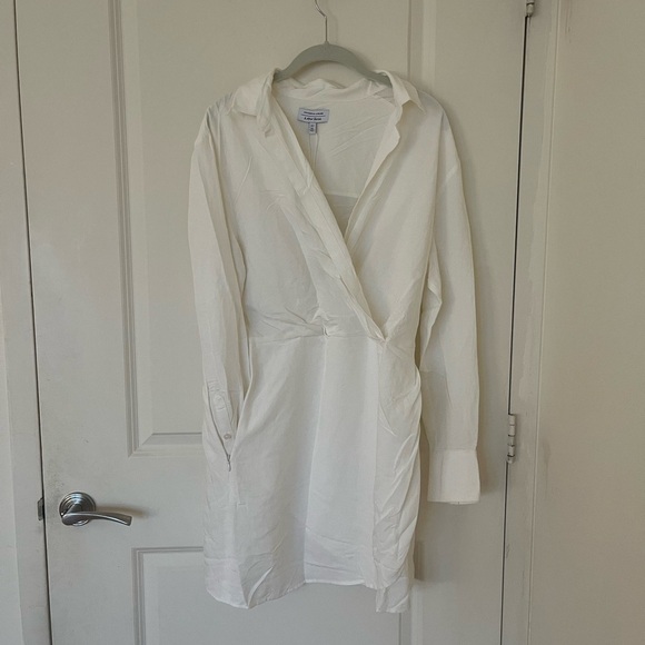 & Other Stories collared White Wrap Mini Dress sz 10 - Picture 2 of 5
